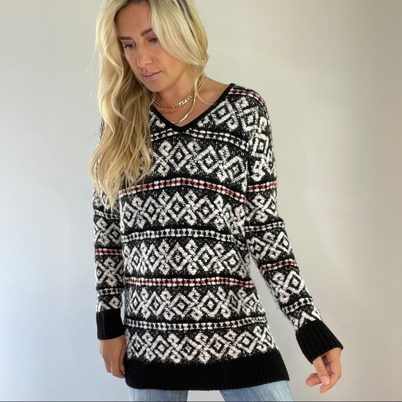 Sita Murt Black, White, Orange Alpaca & Llama Wool Sweater - Picture 3 of 14